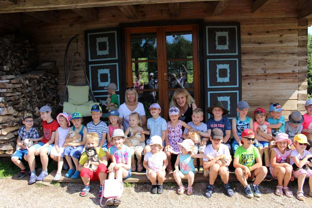Grupės „Kodėlčiukai“ bendruomenės išvyka į alpakų veislyną