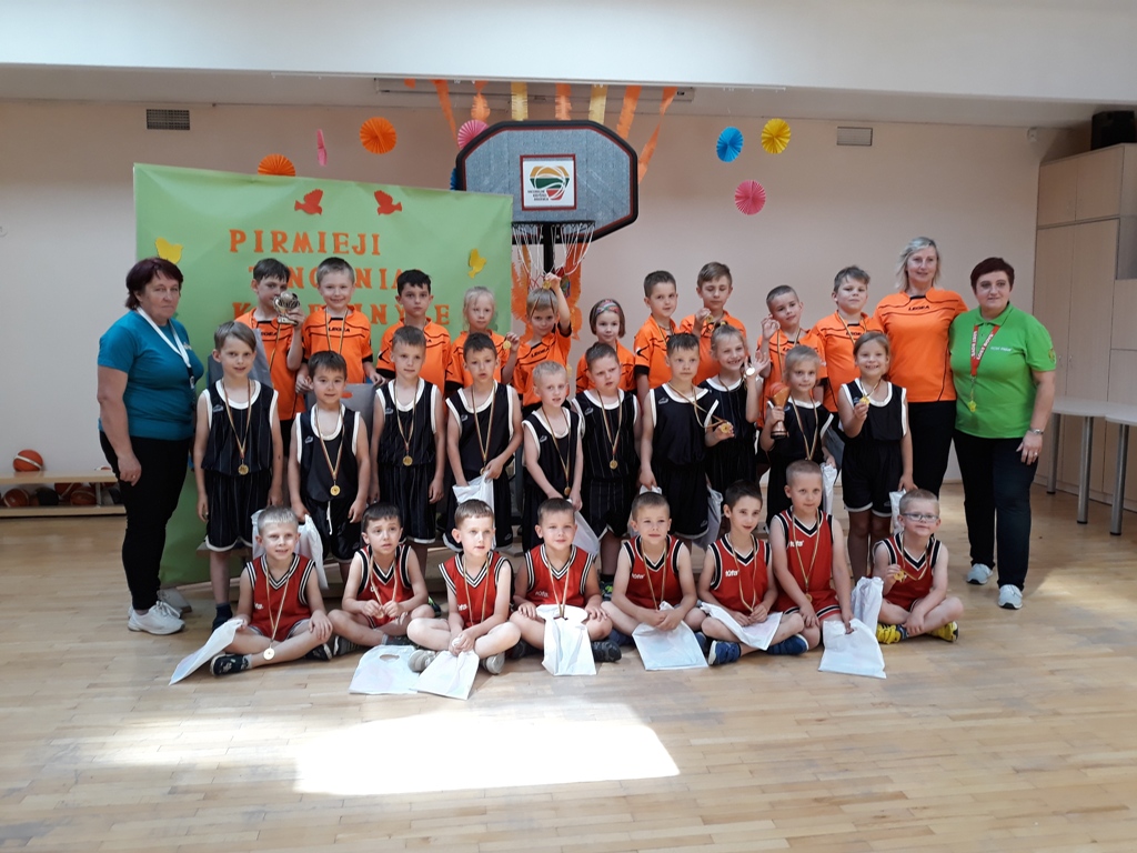 Sporto šventėje ,,Pirmieji žingsniai krepšinyje” 2018